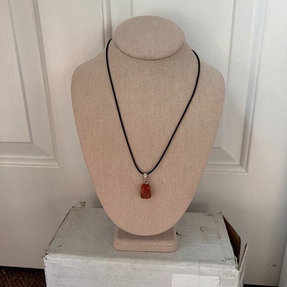 Red orange stone pendant necklace black cord vintage 90s - Picture 1 of 5